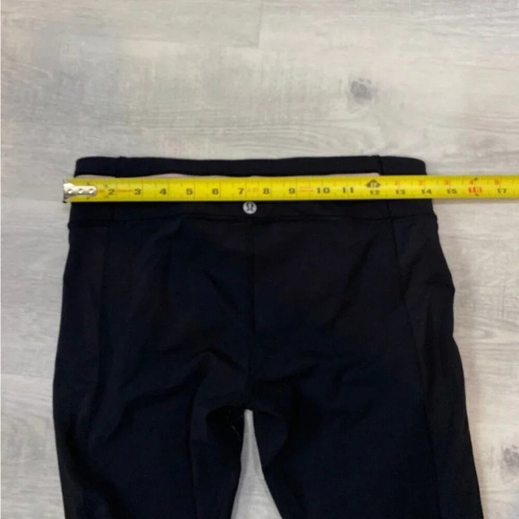 Lululemon Size 8 Give Me Qi Crop Butterfly Texture Mink Berry Pant Legging Luon - Picture 4 of 16